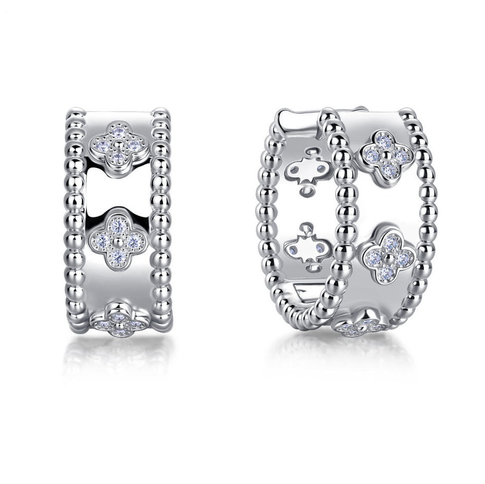 The Antoinette Quatrefoil Band Hoops